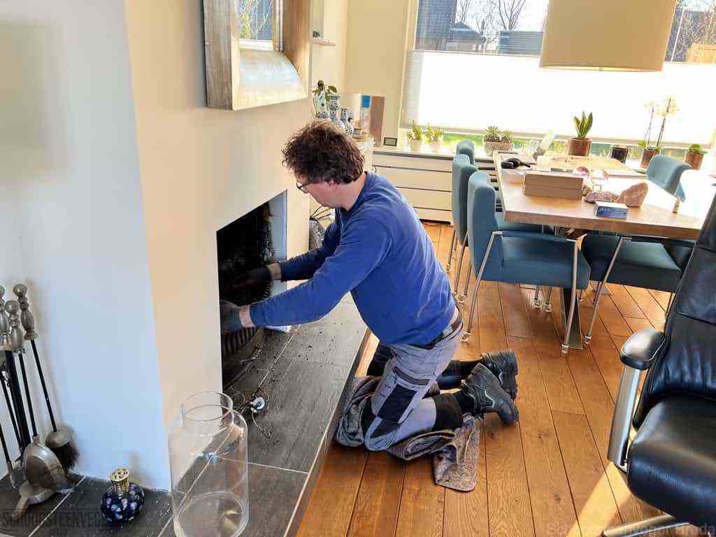 Schouwveger Breda kleed schoorsteenreiniger Schouwveger Breda kleed schoorsteenreiniger